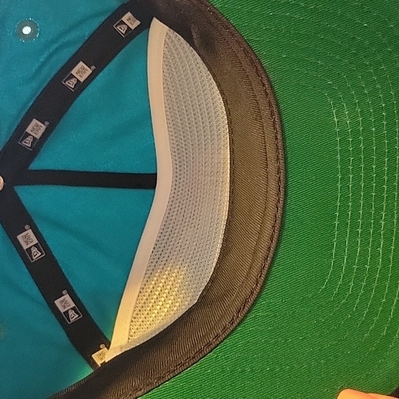 Vintage Look Florida Marlins Snap-back New Era Hat- Excellent Condition! - Picture 6 of 8